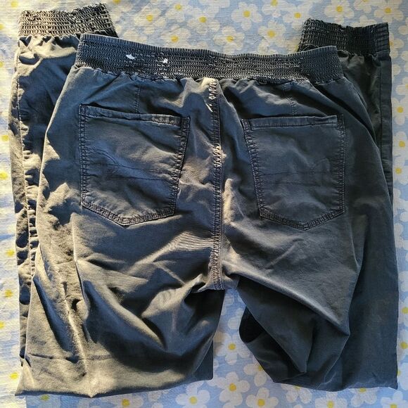 American Eagle Women's 8R Charcoal Ankle Cargo Jeggings - Picture 3 of 5